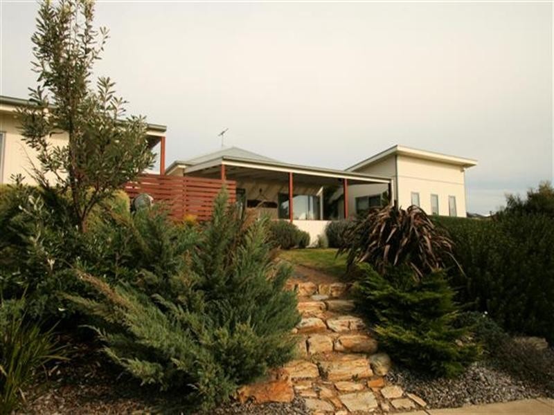 29 Seagrove Way, Cowes VIC 3922