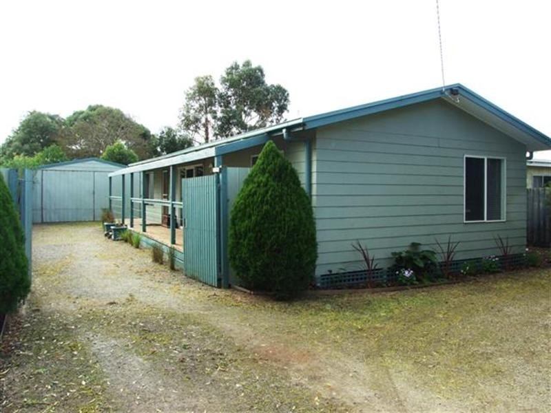 80 Churchill Drive, Cowes VIC 3922