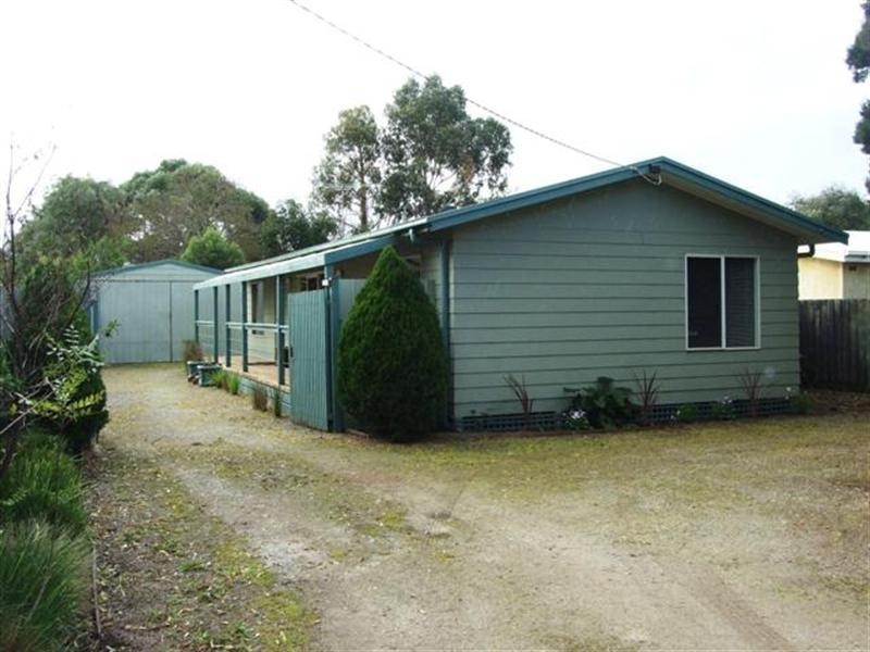 80 Churchill Drive, Cowes VIC 3922