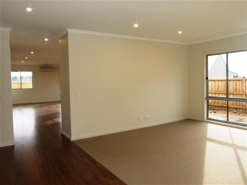 20 Boardwalk Boulevard, Cowes VIC 3922