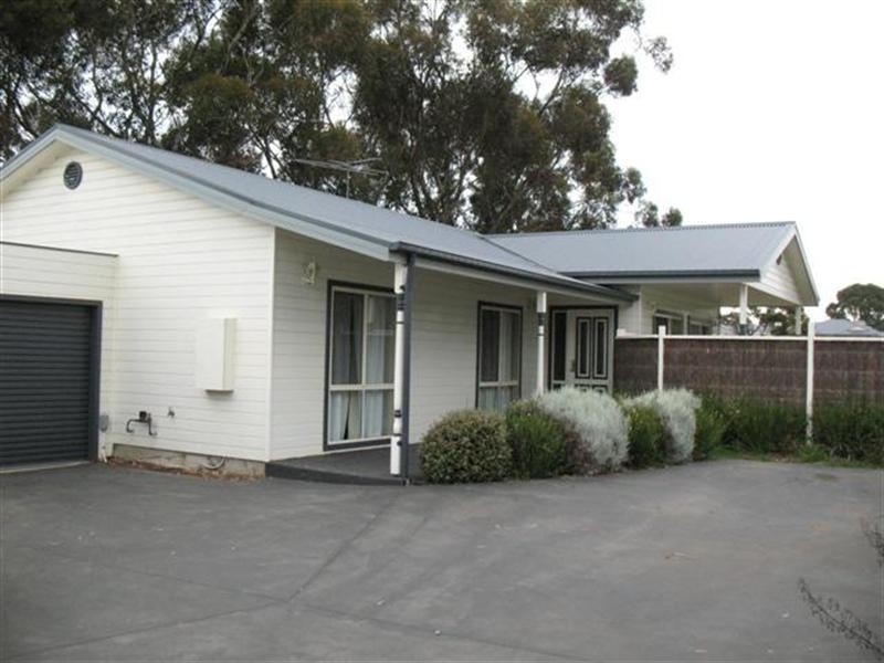 2/63 Dunsmore Road, Cowes VIC 3922