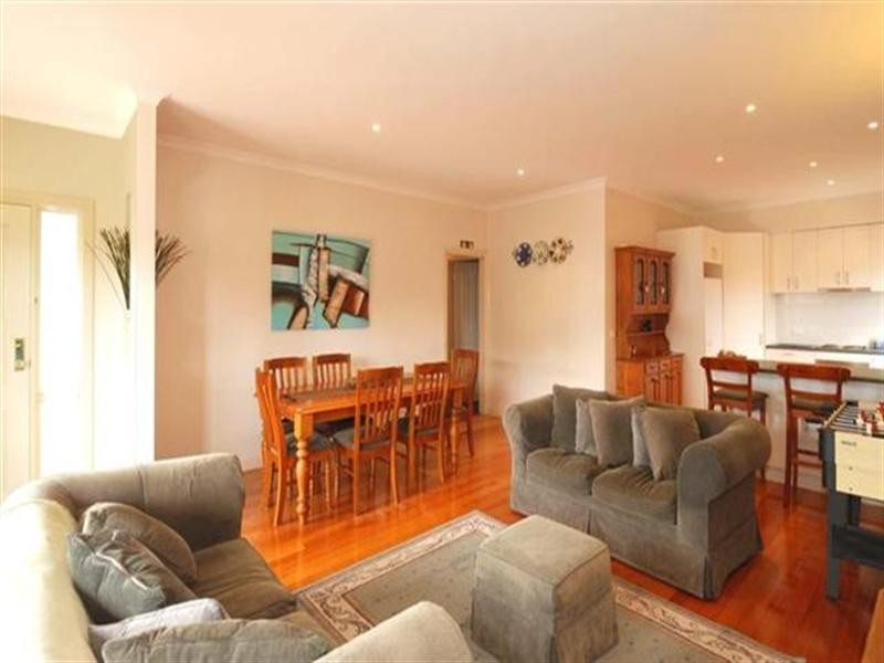 2/63 Dunsmore Road, Cowes VIC 3922