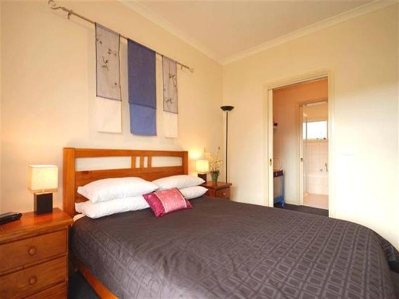 2/63 Dunsmore Road, Cowes VIC 3922