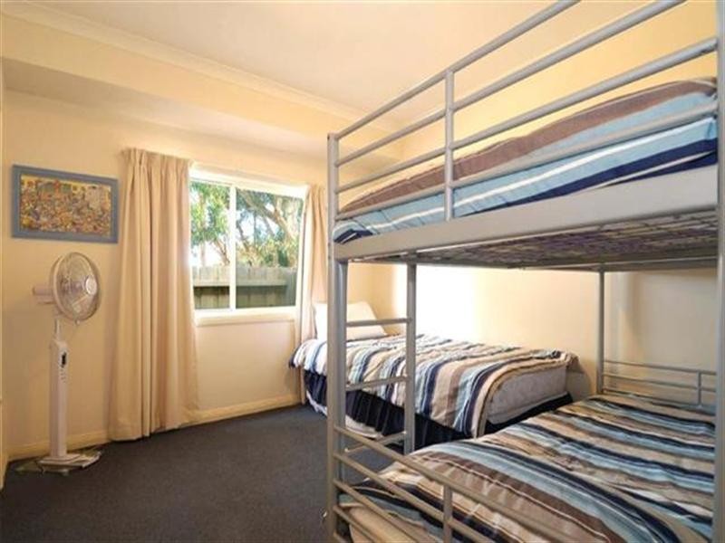 2/63 Dunsmore Road, Cowes VIC 3922