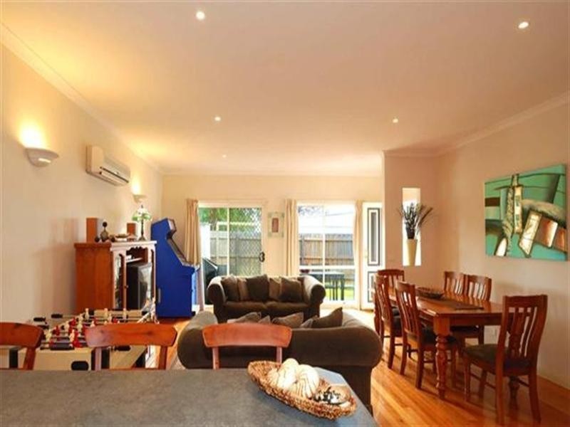 2/63 Dunsmore Road, Cowes VIC 3922