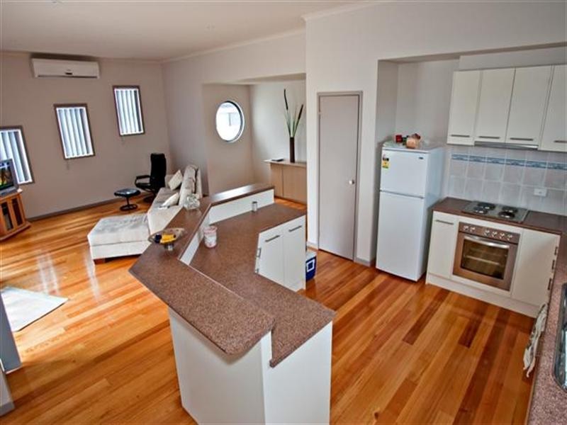 55 Katherine Circuit, Cowes VIC 3922