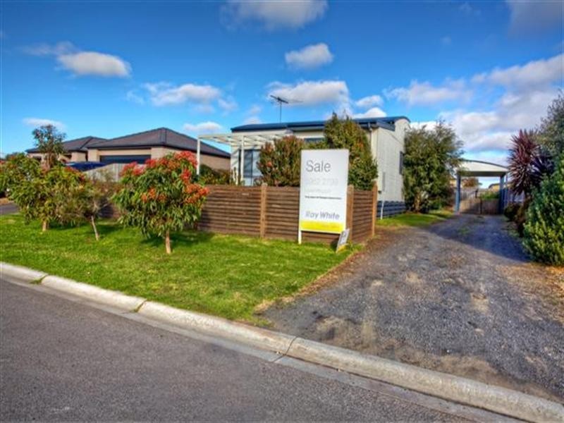 55 Katherine Circuit, Cowes VIC 3922