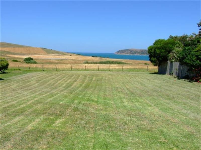 15 Ocean View Drive, San Remo VIC 3925