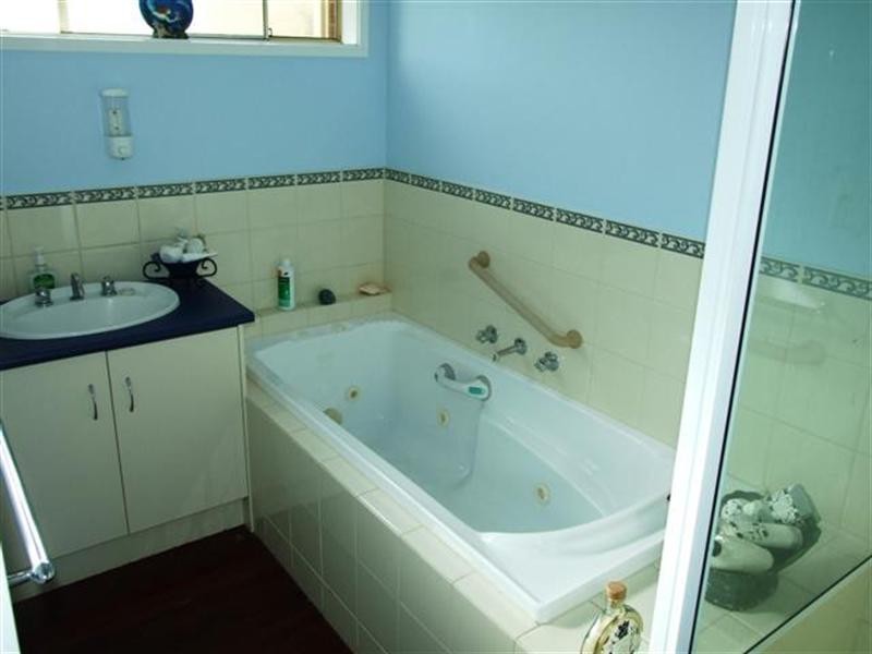 9 Casuarina Court, Cowes VIC 3922