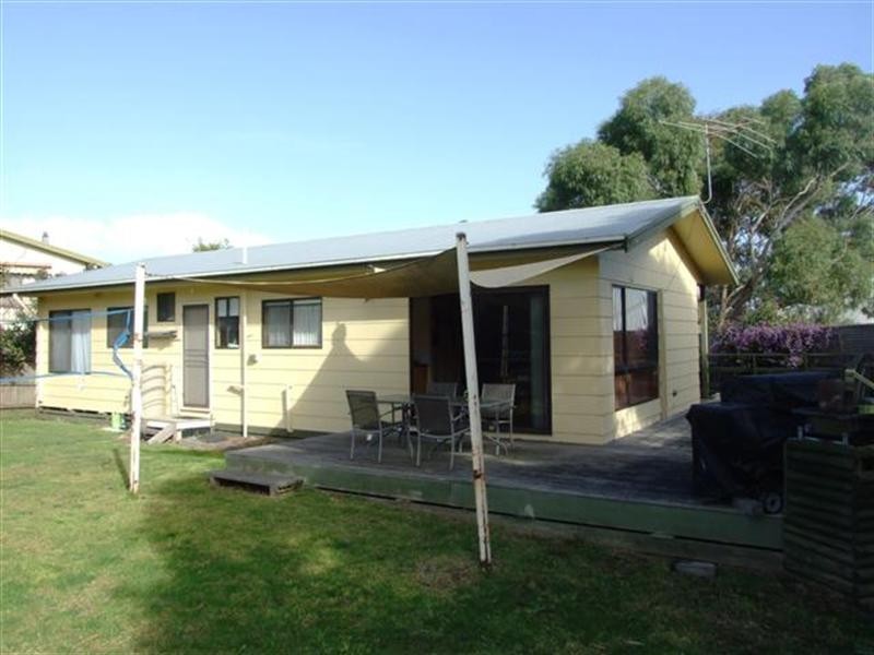 5 Coolalinga Court, Cowes VIC 3922