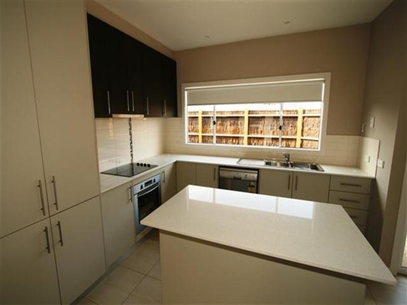 Unit 1 5-7 Norman Drive, Cowes VIC 3922