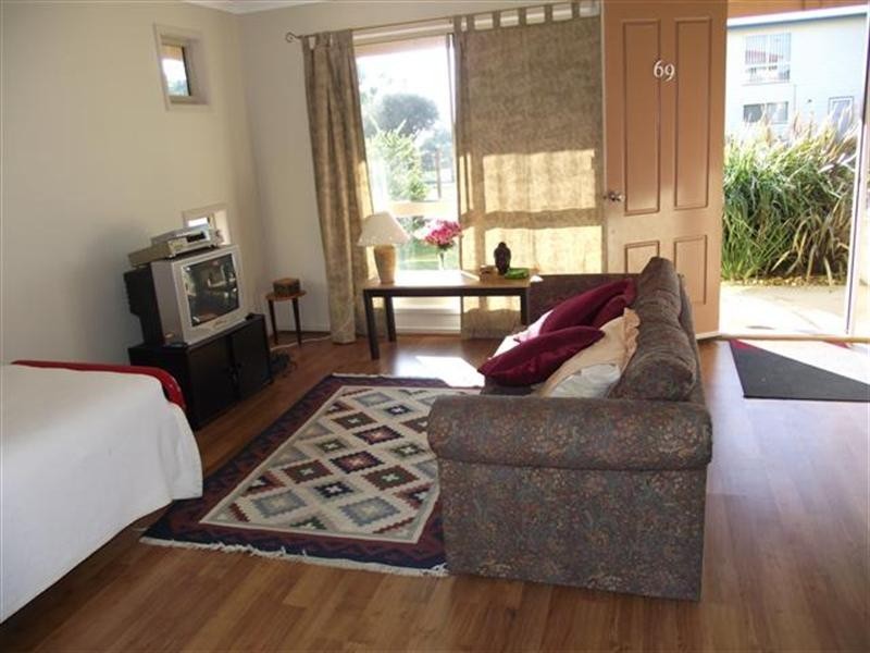 69 Katherine Circuit, Cowes VIC 3922