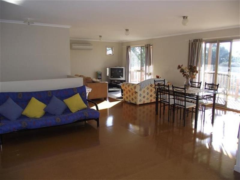 69 Katherine Circuit, Cowes VIC 3922