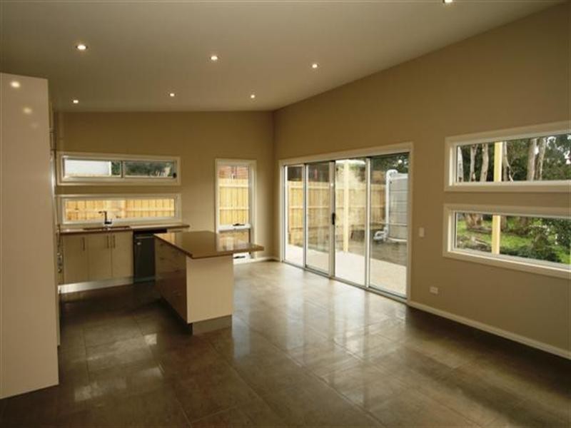 2/15 West Court, Cowes VIC 3922