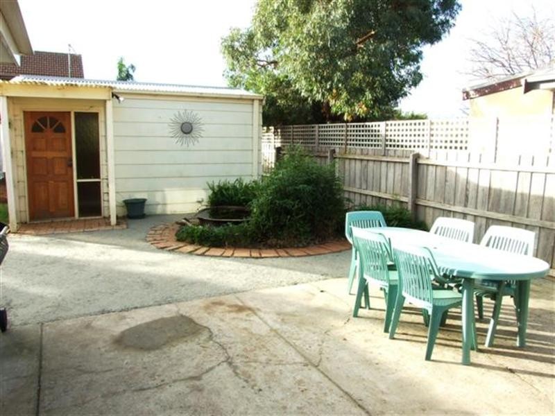 4 Manna Gum Drive, Cowes VIC 3922