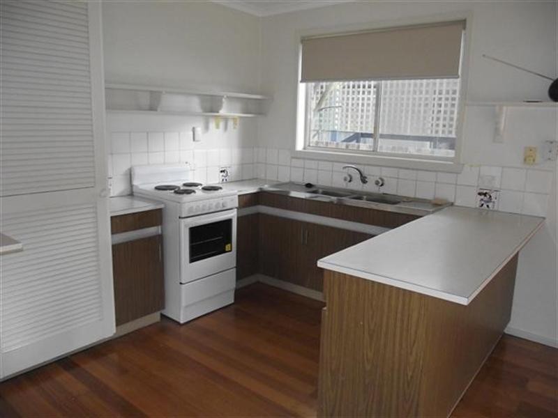 19 Phillip Island Road, Sunderland Bay VIC 3922