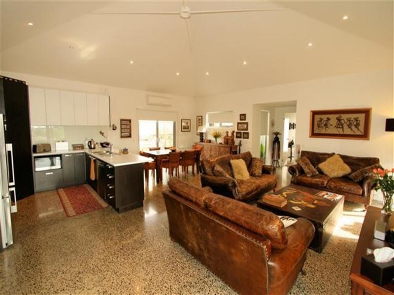 29 Seagrove Way, Cowes VIC 3922