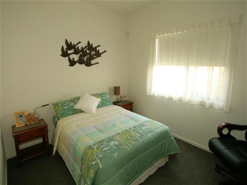29 Seagrove Way, Cowes VIC 3922