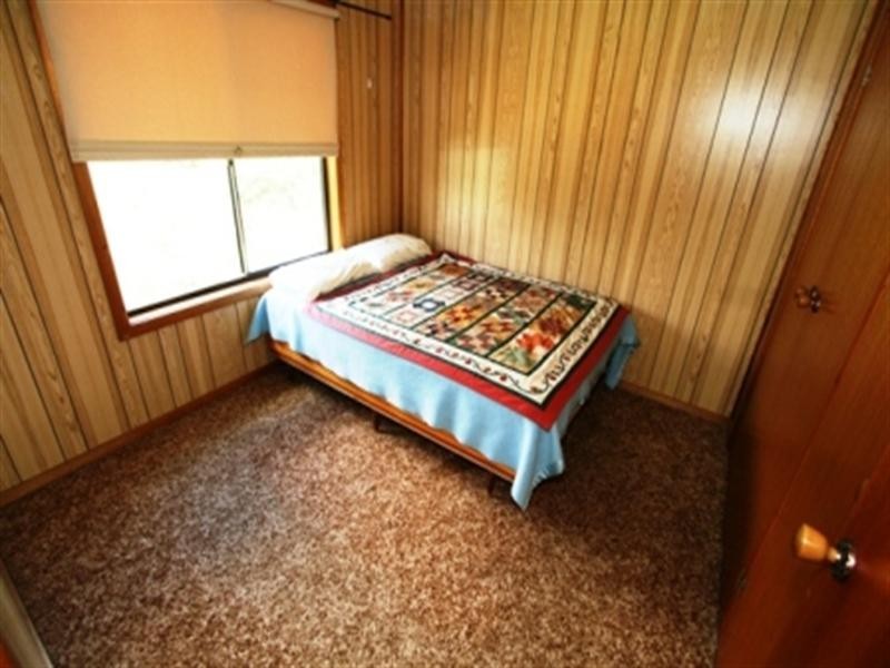 12 Beach Street, Cowes VIC 3922