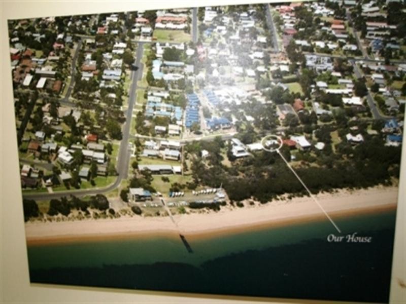 12 Beach Street, Cowes VIC 3922