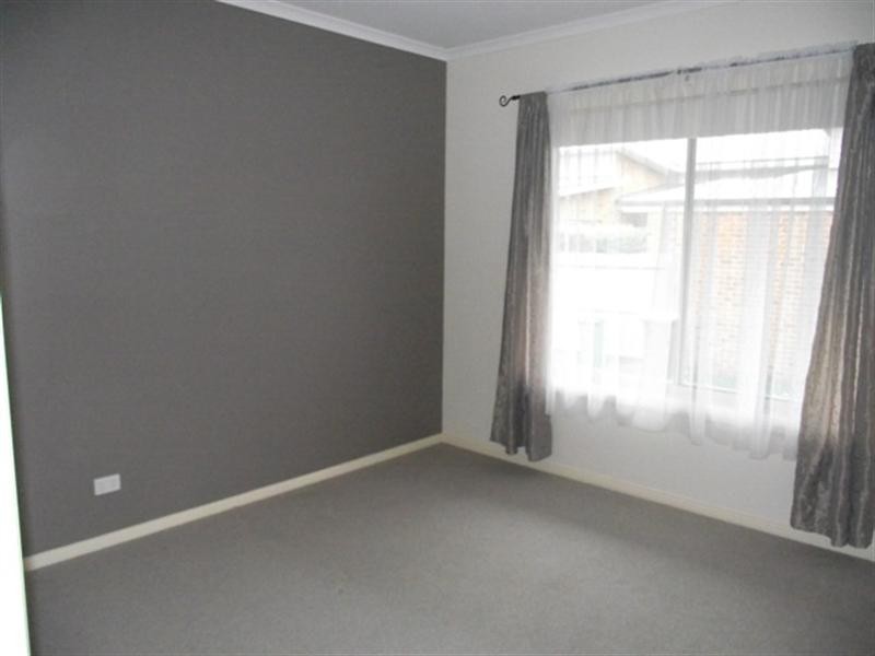 18 Norman Drive, Cowes VIC 3922