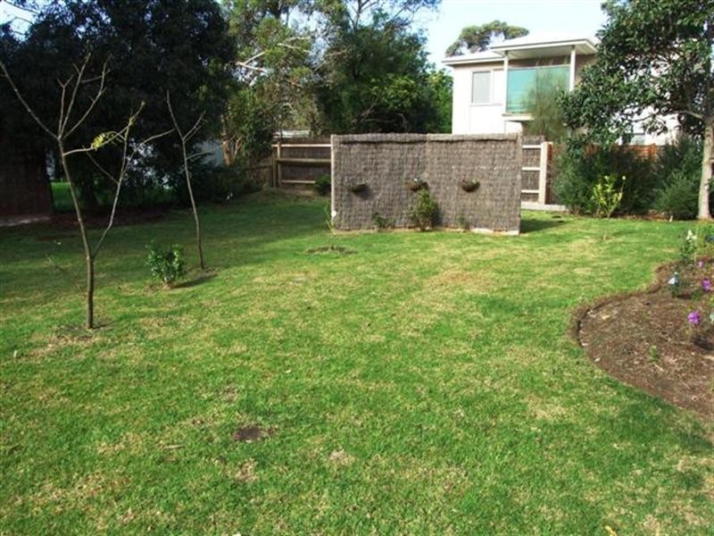 7 Devon Avenue, Cowes VIC 3922