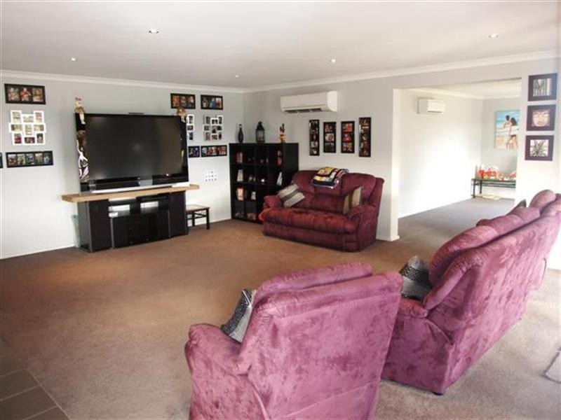 21 Waterview Rise, Cowes VIC 3922