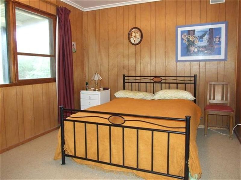 9 Batman Street, Surf Beach VIC 3922