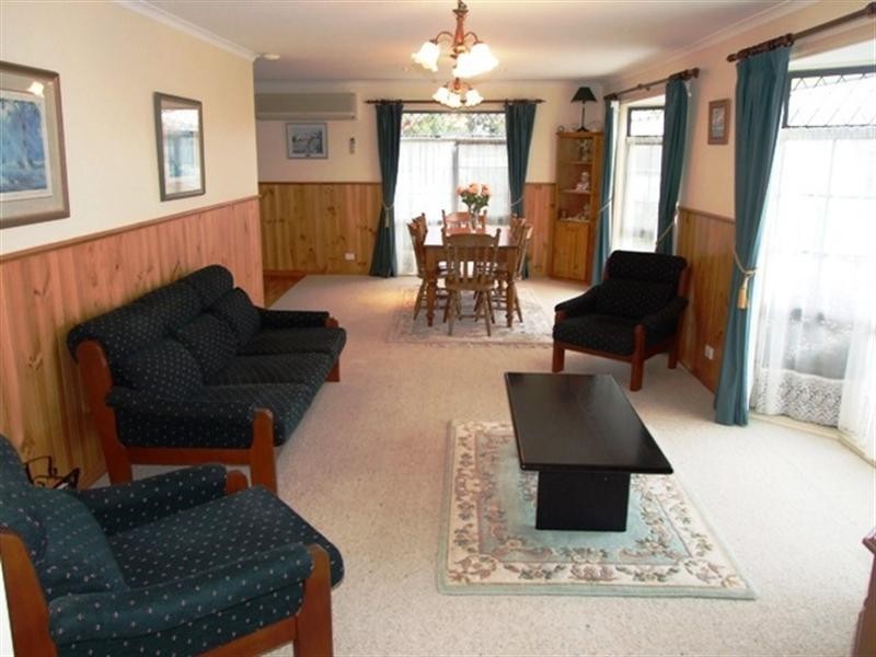 1/76 Wyndham Avenue, Cowes VIC 3922