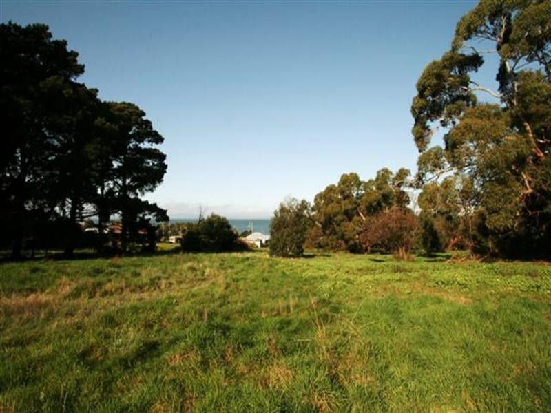 57 Beach Road, Rhyll VIC 3923