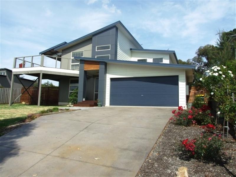 45 Norman Drive, Cowes VIC 3922
