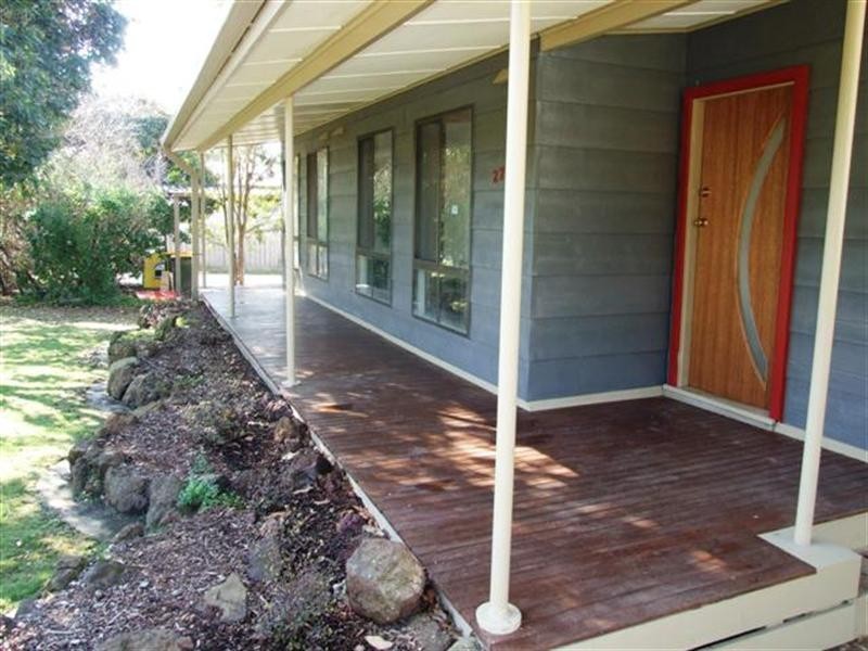 27 Scenic Drive, Cowes VIC 3922