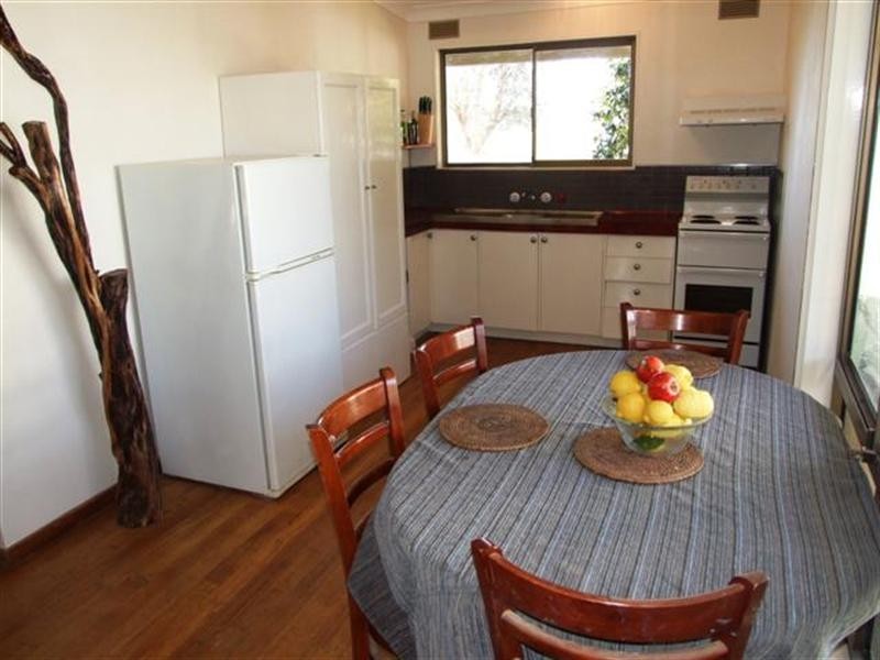27 Scenic Drive, Cowes VIC 3922