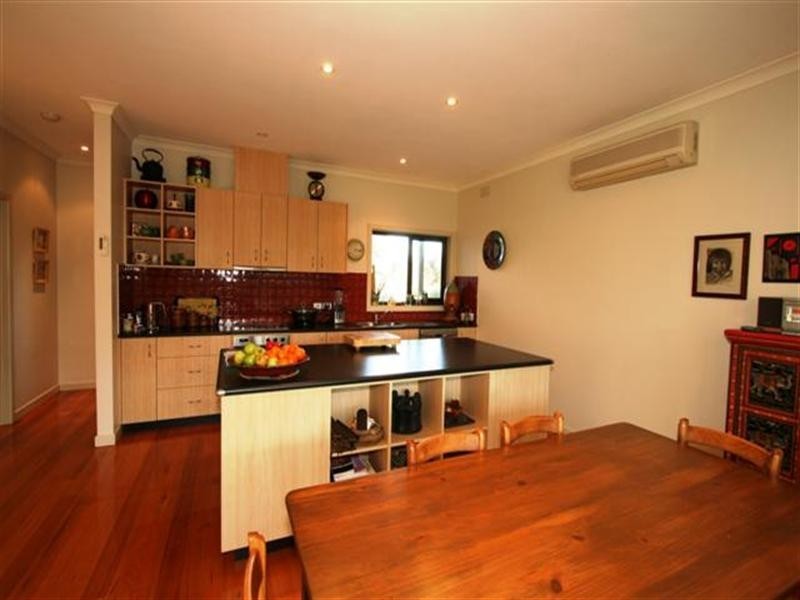 11 Beach Crescent, Newhaven VIC 3925