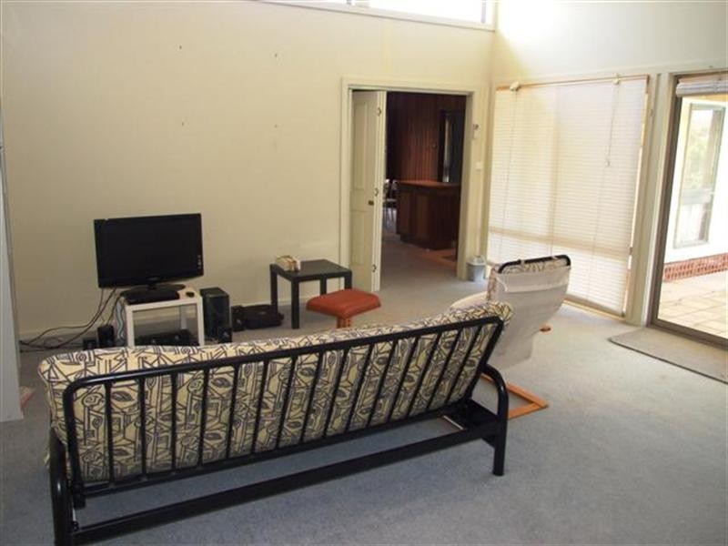 31 Elwood Avenue, Surf Beach VIC 3922