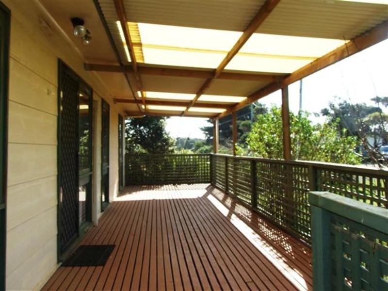 31 Elwood Avenue, Surf Beach VIC 3922