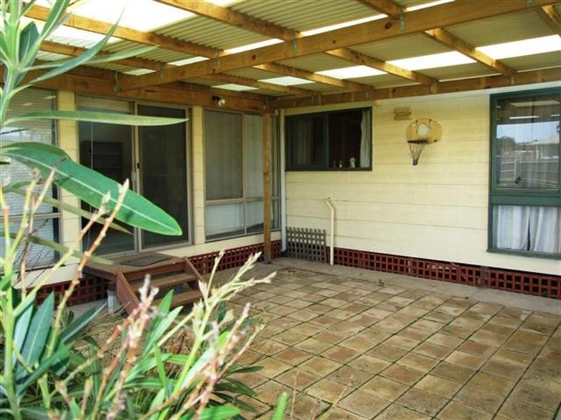 31 Elwood Avenue, Surf Beach VIC 3922