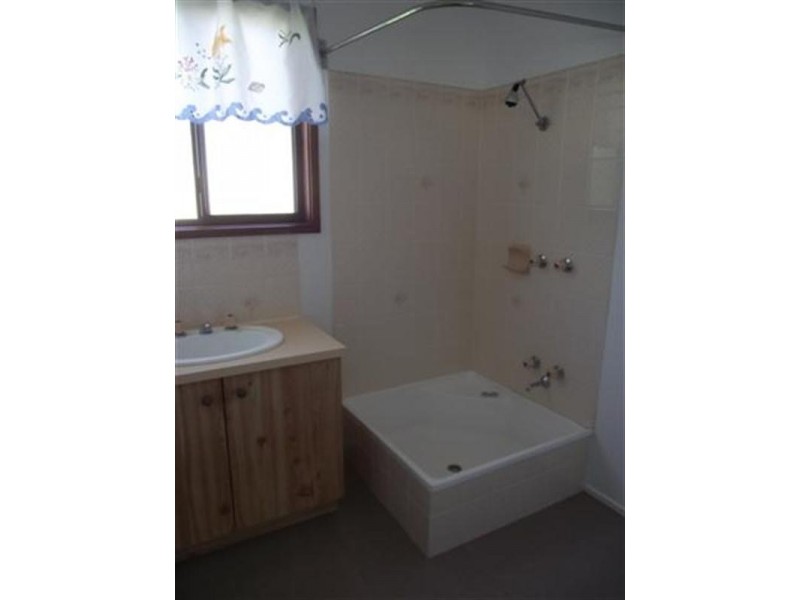 36 Koala Street, Cowes VIC 3922