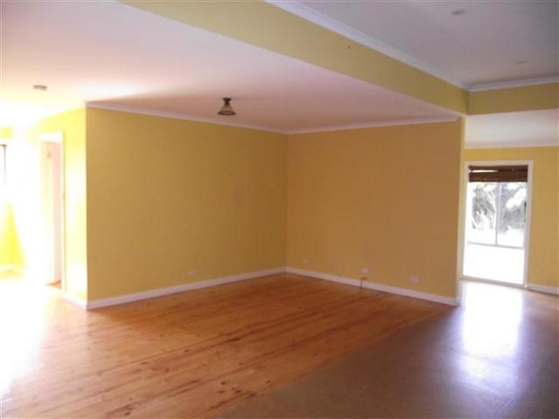 16 Sinclair Avenue, Surf Beach VIC 3922