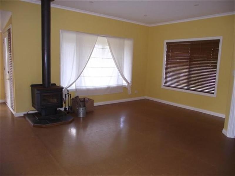 16 Sinclair Avenue, Surf Beach VIC 3922