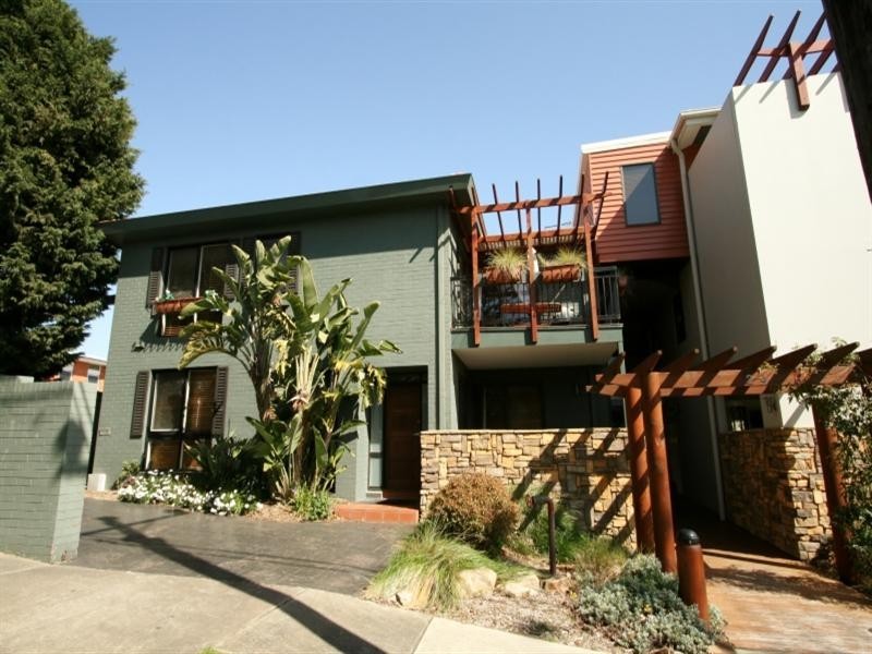 4/2 Warley Avenue, Cowes VIC 3922