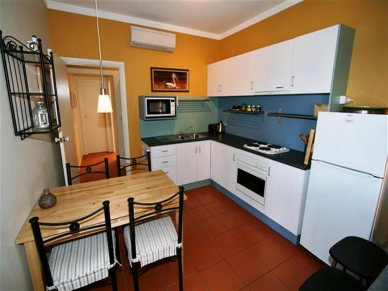 4/2 Warley Avenue, Cowes VIC 3922