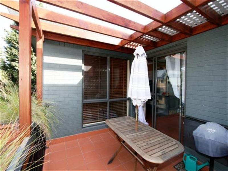 4/2 Warley Avenue, Cowes VIC 3922