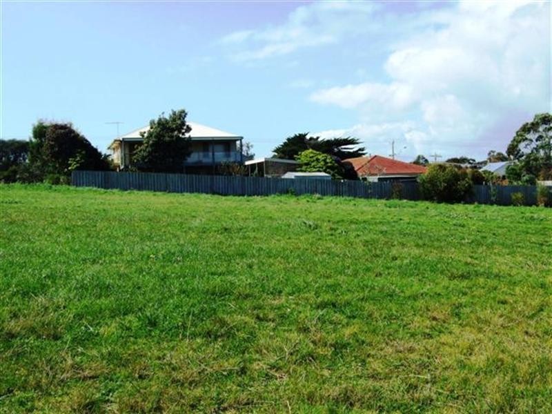Lot 2 Toscana Rise, 606-610 Settlement Road, Cowes VIC 3922