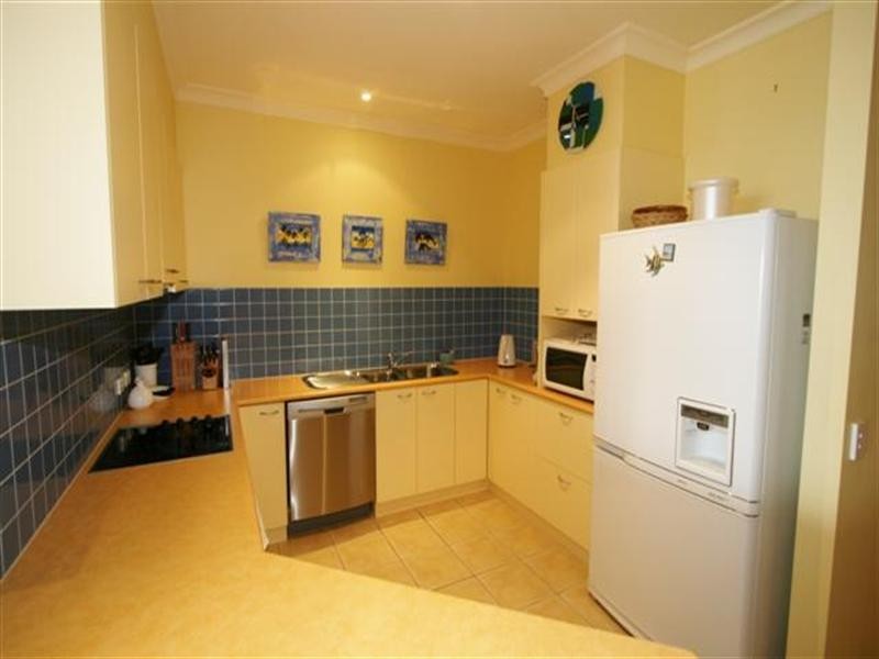 Apartment 7 “Bayview Grand” 16 The Esplanade, Cowes VIC 3922