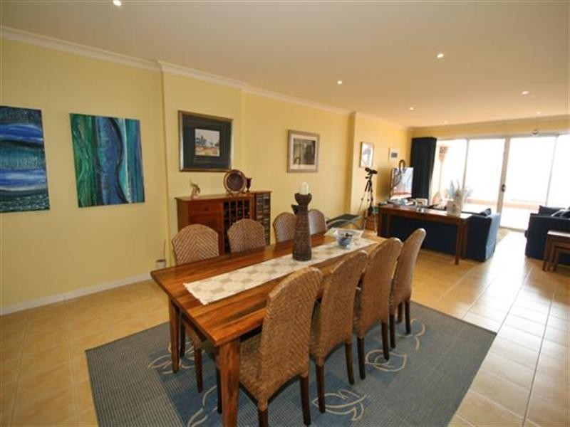 Apartment 7 “Bayview Grand” 16 The Esplanade, Cowes VIC 3922