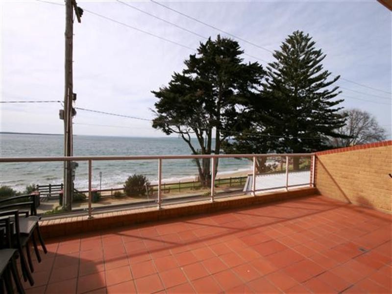 Apartment 7 “Bayview Grand” 16 The Esplanade, Cowes VIC 3922