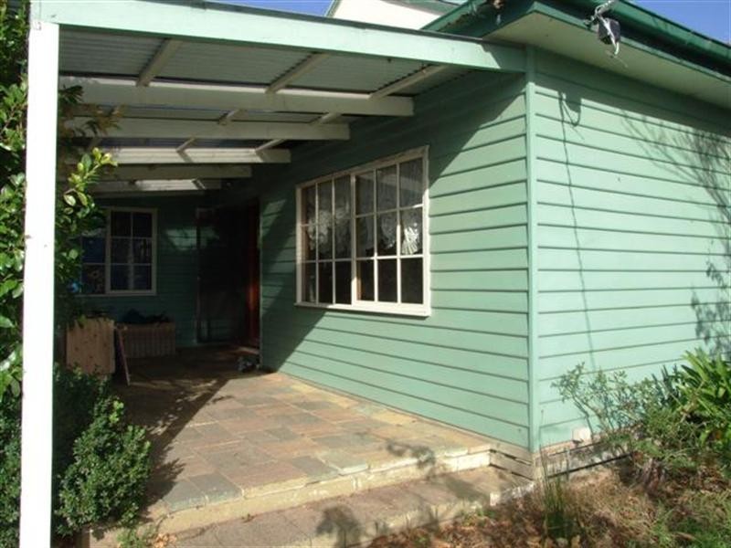 8 Fowler Grove, Newhaven VIC 3925