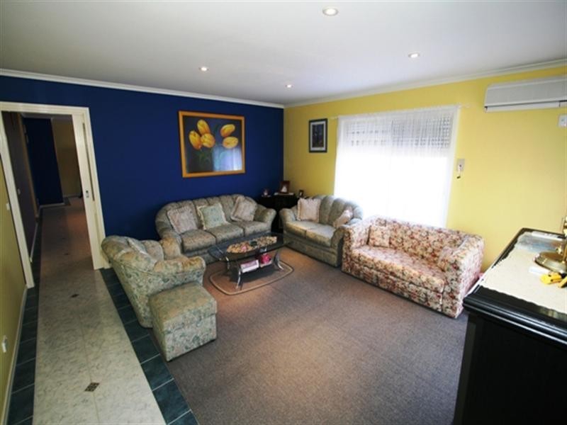 23 Diane Crescent, Wimbledon Heights VIC 3922