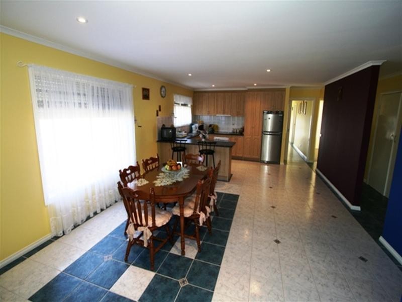 23 Diane Crescent, Wimbledon Heights VIC 3922